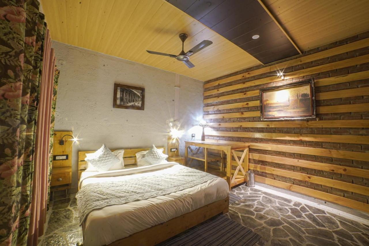 Tiger Fall Eco Resort ชาคราตา ภายนอก รูปภาพ